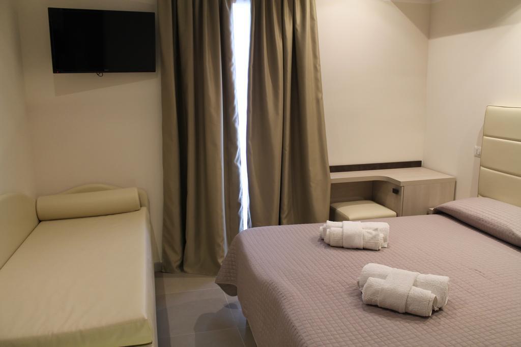 Hotel Sant'Elena Rimini Eksteriør bilde