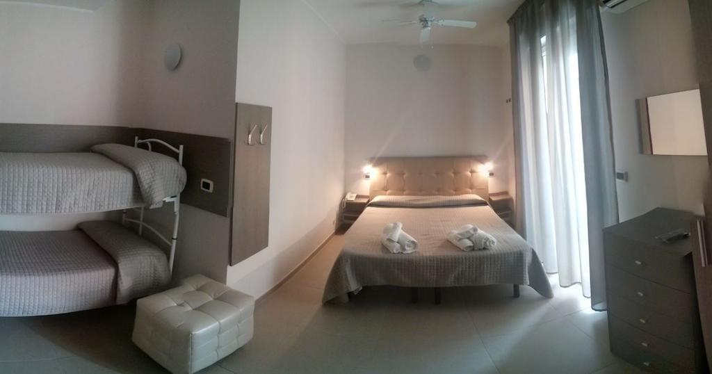 Hotel Sant'Elena Rimini Eksteriør bilde