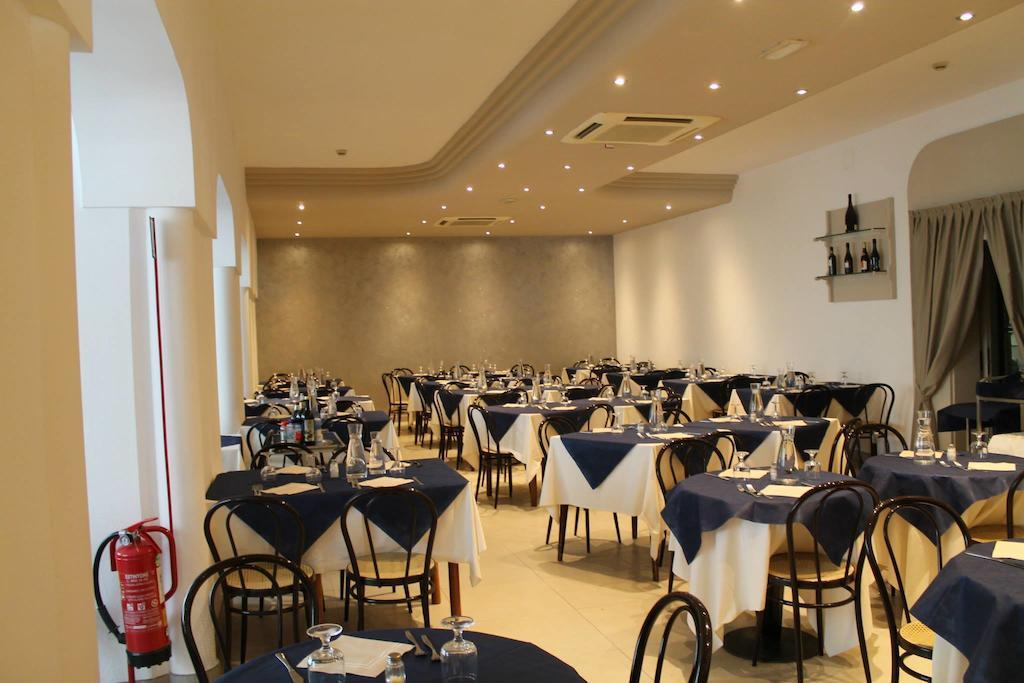 Hotel Sant'Elena Rimini Eksteriør bilde