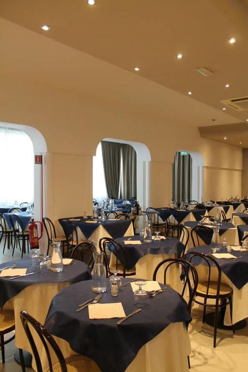Hotel Sant'Elena Rimini Eksteriør bilde